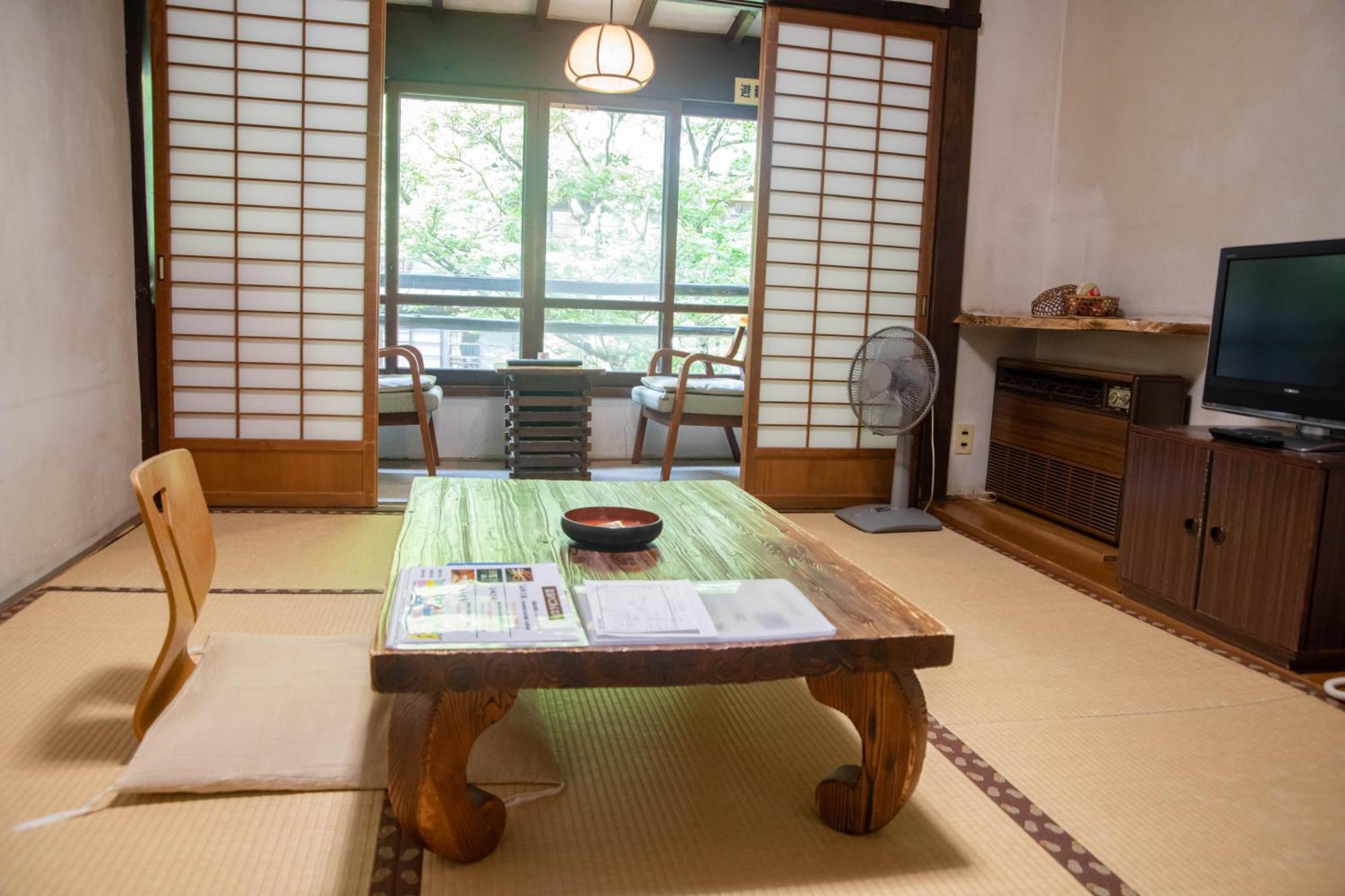 Houshi Onsen Chojukan Minakami Exterior foto